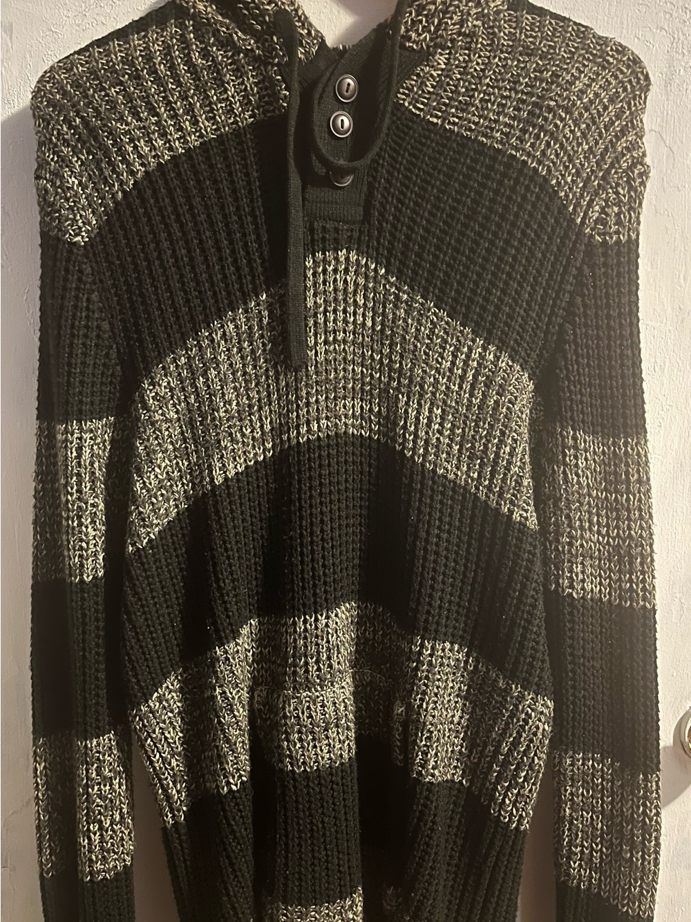 Men's Black and Gray Striped Crewneck Sweater
